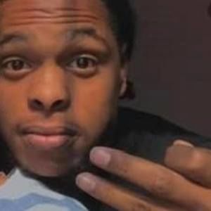 Meet your Posher, Troy